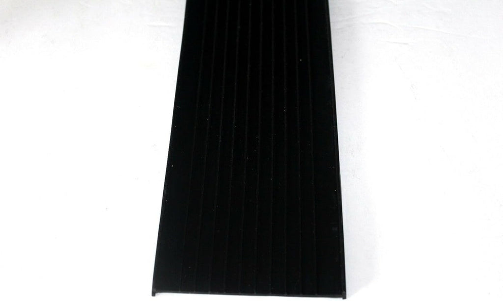 Thaisan7, Garage Door Weather Black Seal, EPDM Synthetic Rubber 4' T Style x 1/4' T (Garage Door: 18' Wide Door)