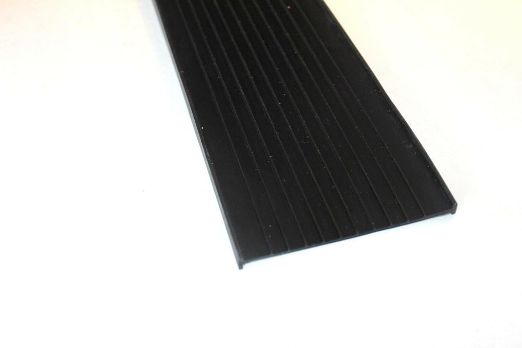 Thaisan7, Garage Door Weather Black Seal, EPDM Synthetic Rubber 4' T Style x 1/4' T (Garage Door: 20' Wide Door)