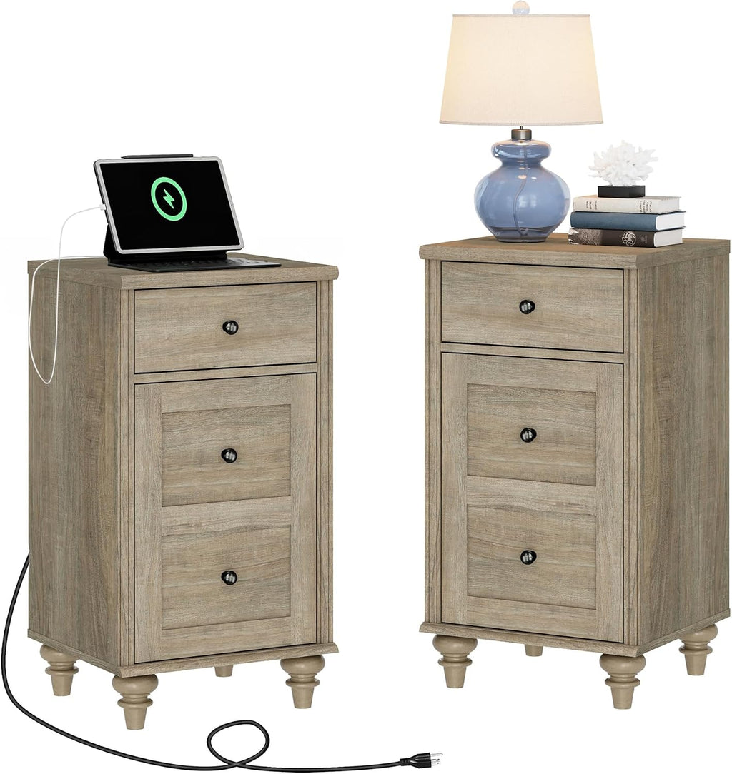 WAMPAT Set of 2 End Table with Charging Station, Wood Nightstands with Drawer and Storage Cabinet, Modern Side Tables Living Room Set of 2, Farmhouse Night Stands Bedside Table for Bedroom, Wash Grey