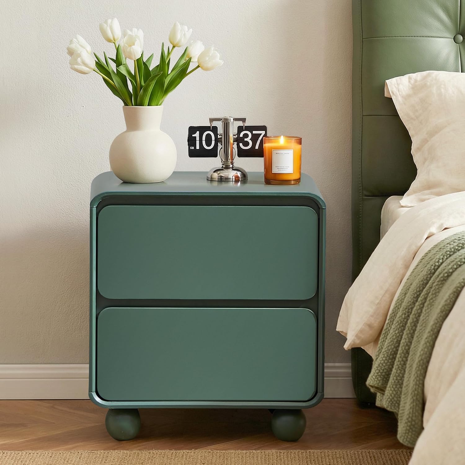 Small Night Stand Set of 2, Mid Century Modern Nightstands with 2 Drawers and Solid Wood Legs, 2 Drawer Dresser Curved Profile Design End Table Side Table for Small Space, Dorm, Bedroom(Green)