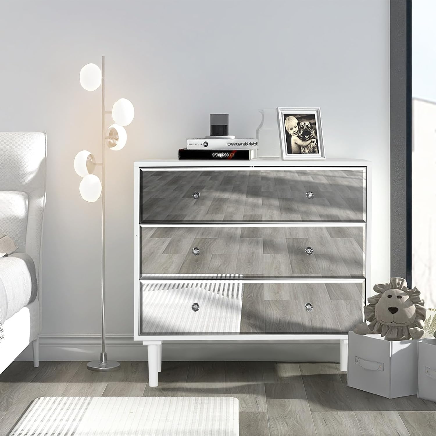 STHOUYN White Nightstand Set of 2 with 3 Drawers, Mirrored Bed Side Tables Bedroom, Modern Bedside Table Set of 2 with Storage, Decorative Night Stand for Living Room(White)