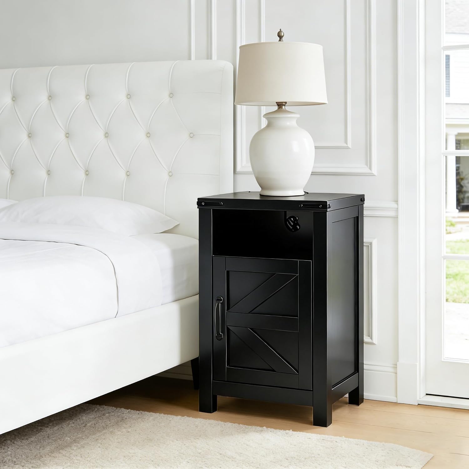 Farmhouse Nightstand Set of 2, Bedside Table with Charging Station, Night Stand with Barn Door, Black End Table Sofa Side, Nightstand Storage for Bedroom Living Room, Black