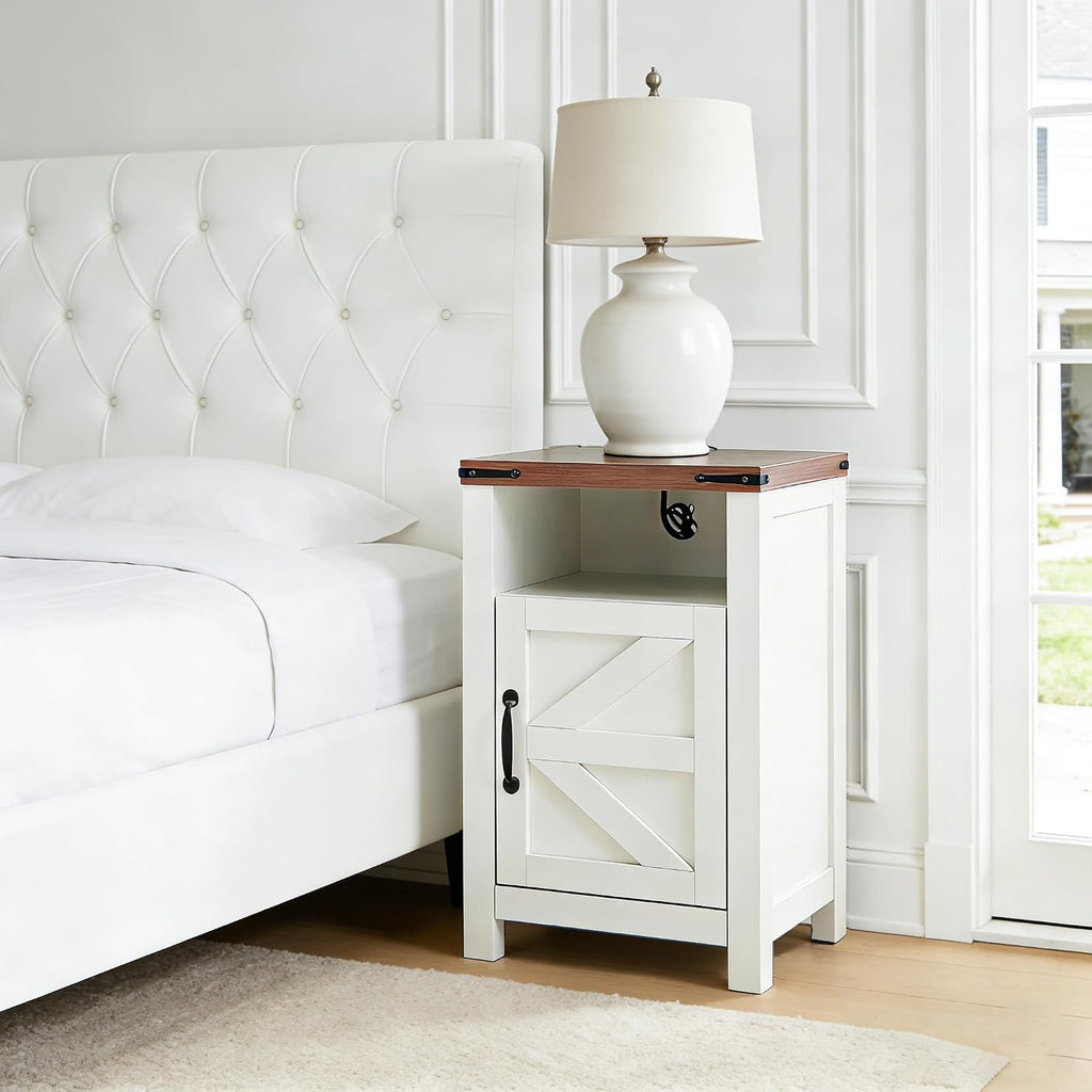 Farmhouse Nightstand Set of 2, Bedside Table with Charging Station, Night Stand with Barn Door, White End Table Sofa Side, Nightstand Storage for Bedroom Living Room, White