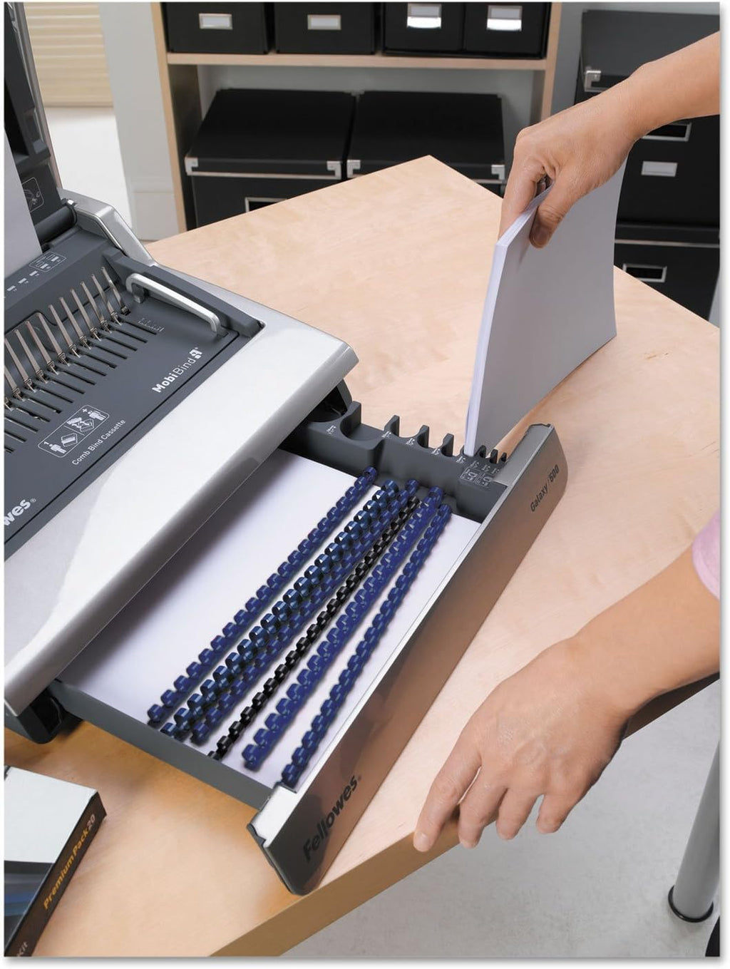 Fellowes 5218301 Electric Comb Binding Machine,19-5/8-Inch x17-3/4-Inch x6-1/2-Inch,BK/SR