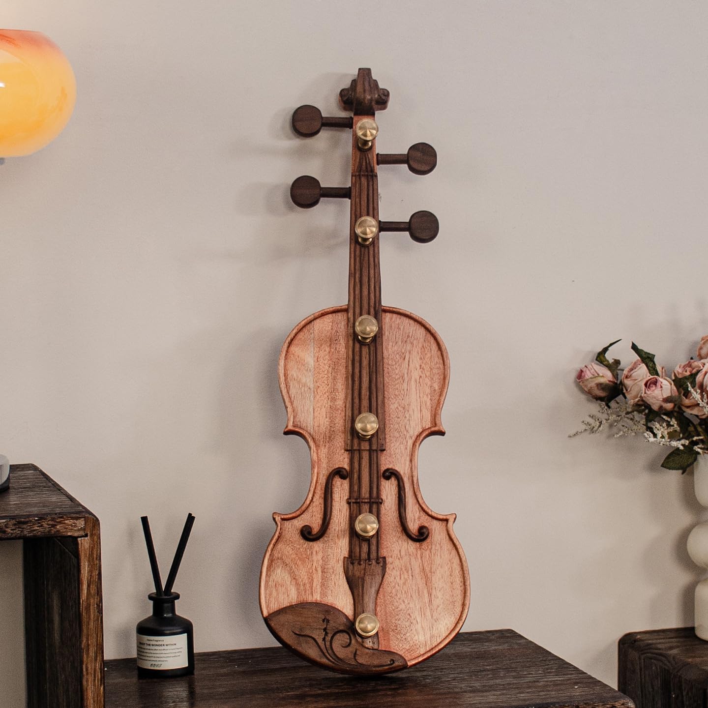Violin-Shaped Coat Rack Solid Wood Wall-Mounted Clothes Hook can be Installed in The Study and Living Room Decorative Wooden Key, hat Clothes Hook, Entrance Entrance Storage Hook