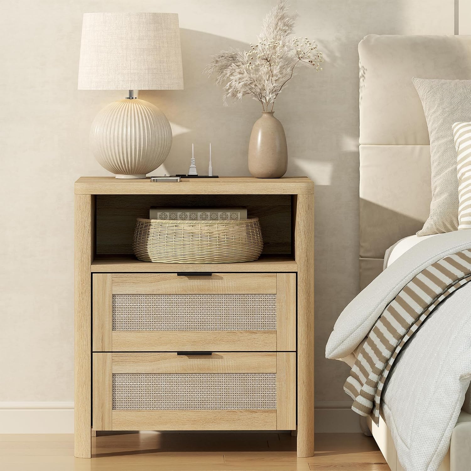 MECHYIN Rattan Nightstand with Charging Station, 23.6' Large Bedside Side Table with Drawer, Wood End Table with Storage, Mid-Century Modern Furniture Side Table for Bedroom, Living Room