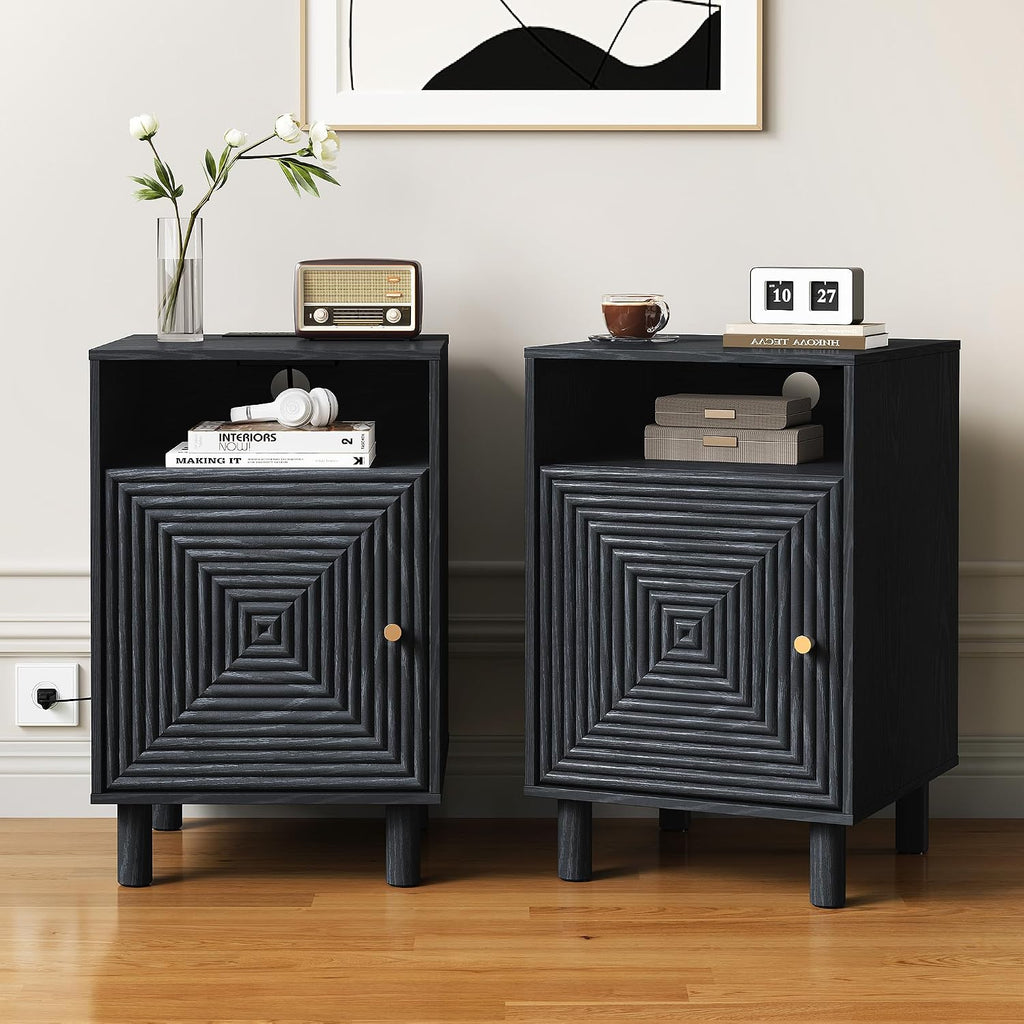 RoyalCraft Nightstand Set of 2, Modern Side Table with Charging Station, Accent End Table with Solid Wood Legs, Bedside Table for Bedroom, Entryway, Black