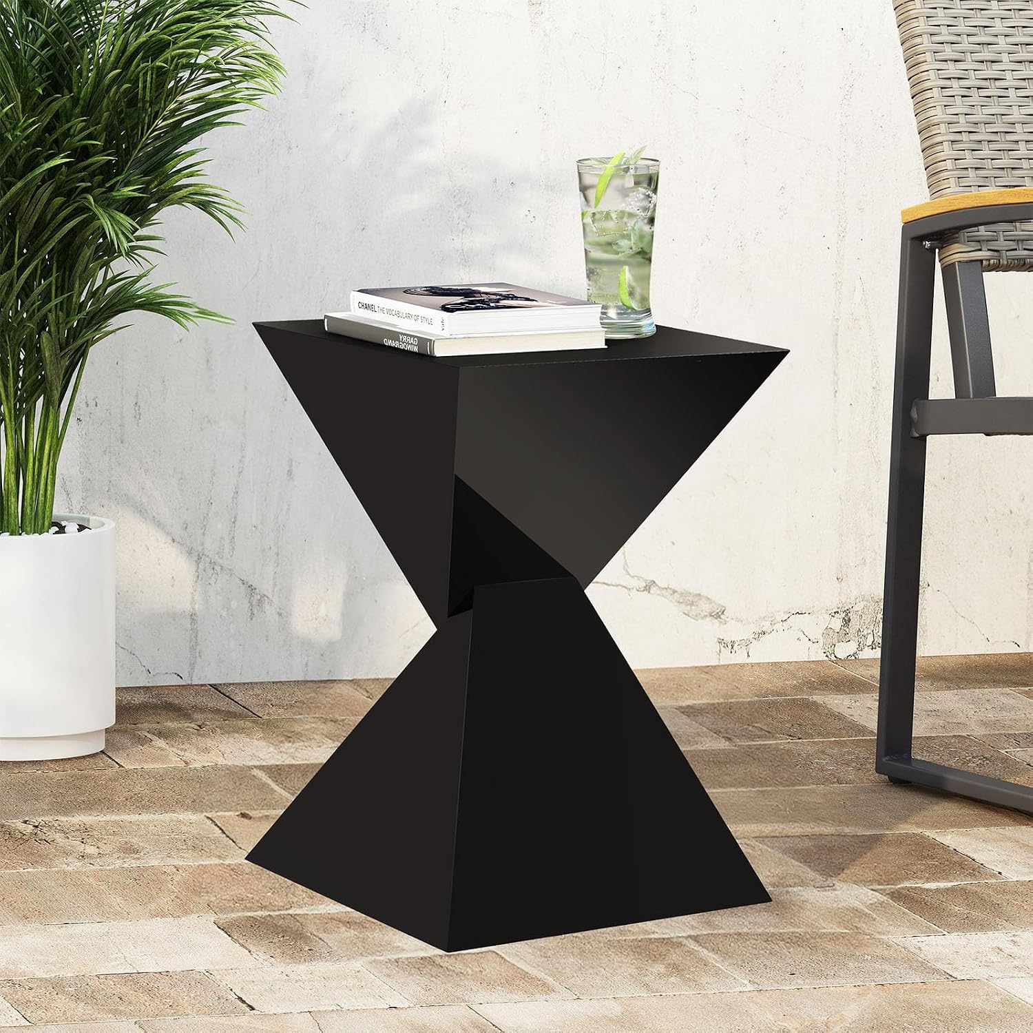 BECHAEO Black Acrylic Side Table Set of 2, Small End Tables for Small Spaces, Modern Acrylic End Tables Living Room Bedroom Nightstand with Irregular Design, Lightweight Farmhouse Outdoor Side Tables