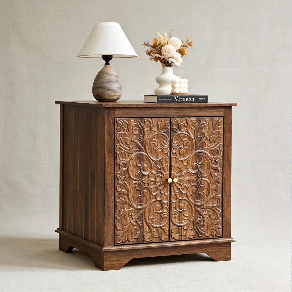 weselon Farmhouse End Table with Carved Floral Door, 24' Wide Nightstand with Adjustable Shelf, Wooden Square Sofa Side Table Storage Table for Living Room Bedroom (Walnut)