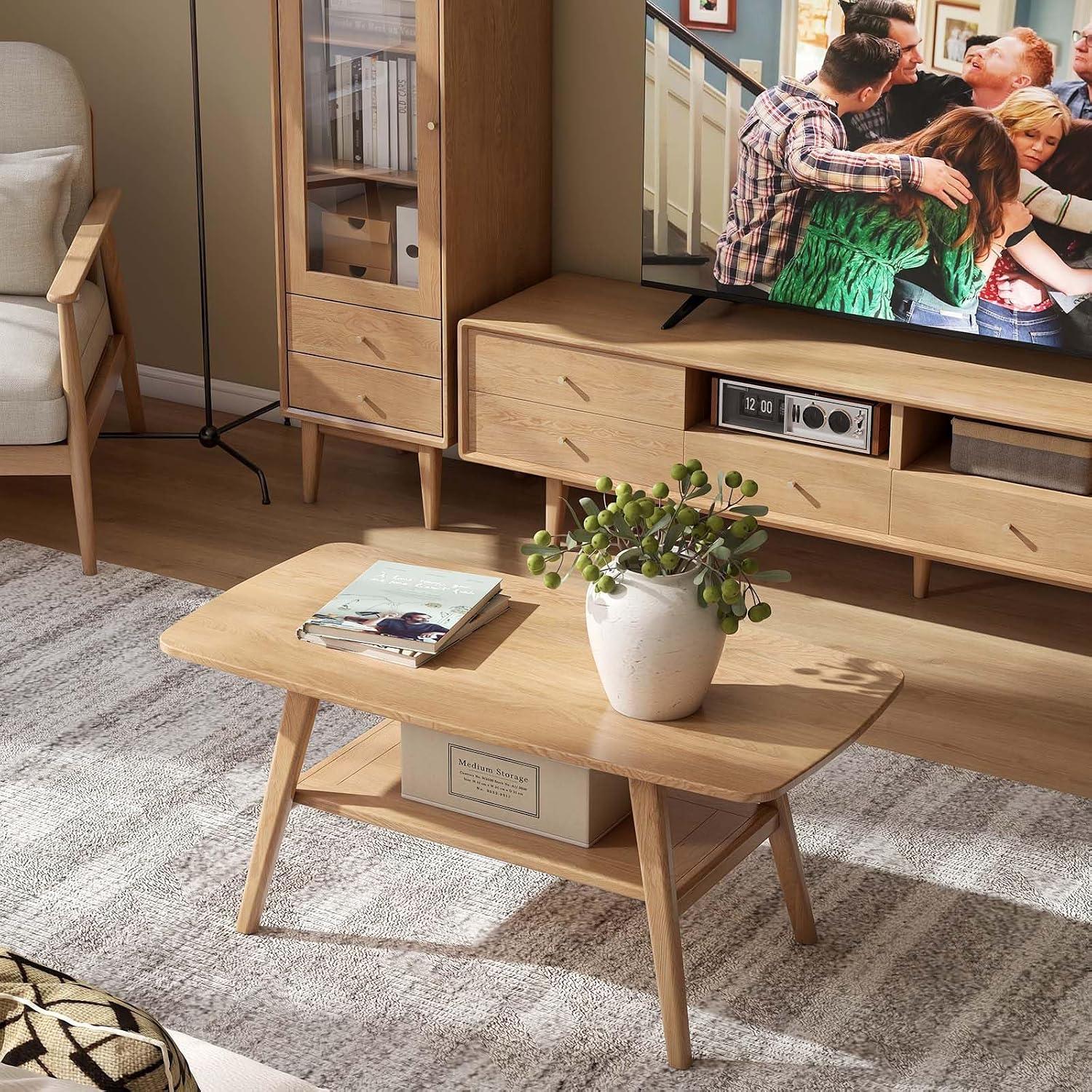 100% Solid Oak Wood Coffee Table for Living Room, 2-Tier Small Coffee Tables with Shelf Storage, Mid Century Modern Table with Rounded Corners (Natural, 39.37' x 19.68' x 17.32')