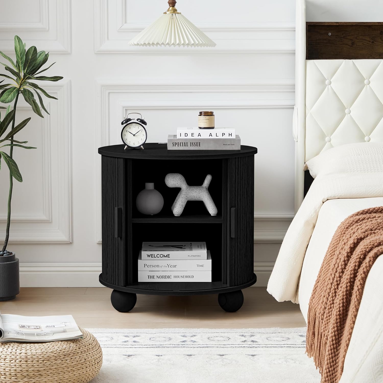 Mid-Century Modern 24' Nightstand with Charging Station, Wood Round End Night Stand End Table with Storage & Sliding Door, Accent Side Tbale for Living Room Bedroom (Round, Black)