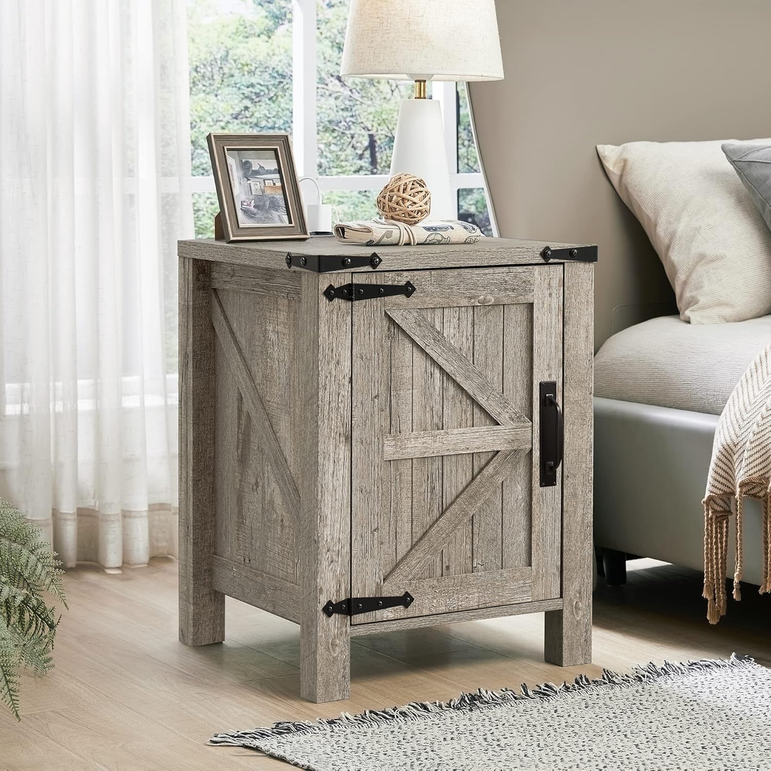 OKD Farmhouse Nightstand Set of 2 with Charging Station, 18 Inch Rustic End Table with Barn Door Cabinet, Adjustable Storage Shelf, Wood Sofa Side Table for Living Room, Bedroom, Light Rustic Oak