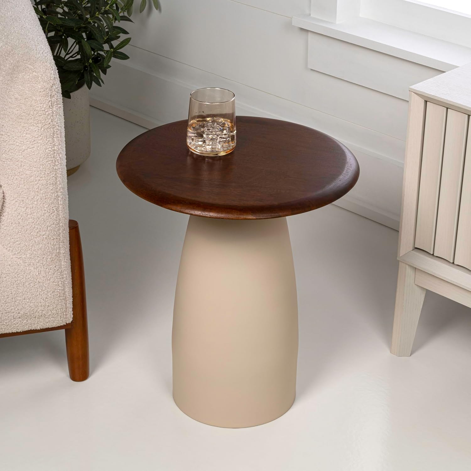 JONATHAN Y END5001B Skye 18' Modern Rustic Round Wood/Metal Accent Table, Side Table, End Table for Living Room, Bedroom, Walnut Wood/Warm Ivory