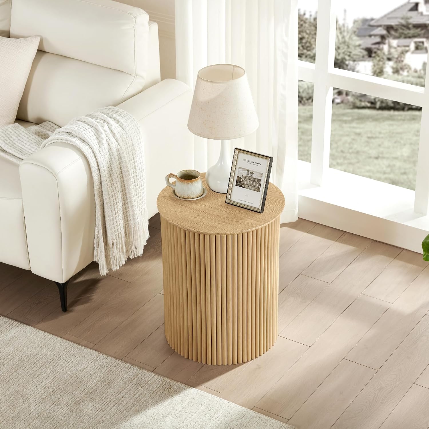 Round Fluted Side Table Set of 2, 17.7' Mid-Century Modern End Tables, Wooden Bedside Table Round Nightstand Small Circle Sofa Accent Table for Living Room, Bedroom Home(Natural)