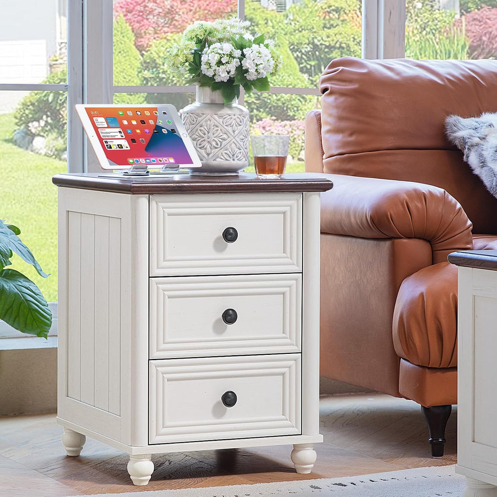 RWYHG 18' Farmhouse Nightstand with Charging Station and USB Port, White Night Stand with 3 Drawers, Wood Bedside End Table with Storage, Bed Side Tables for Bedroom Living Room and Closet
