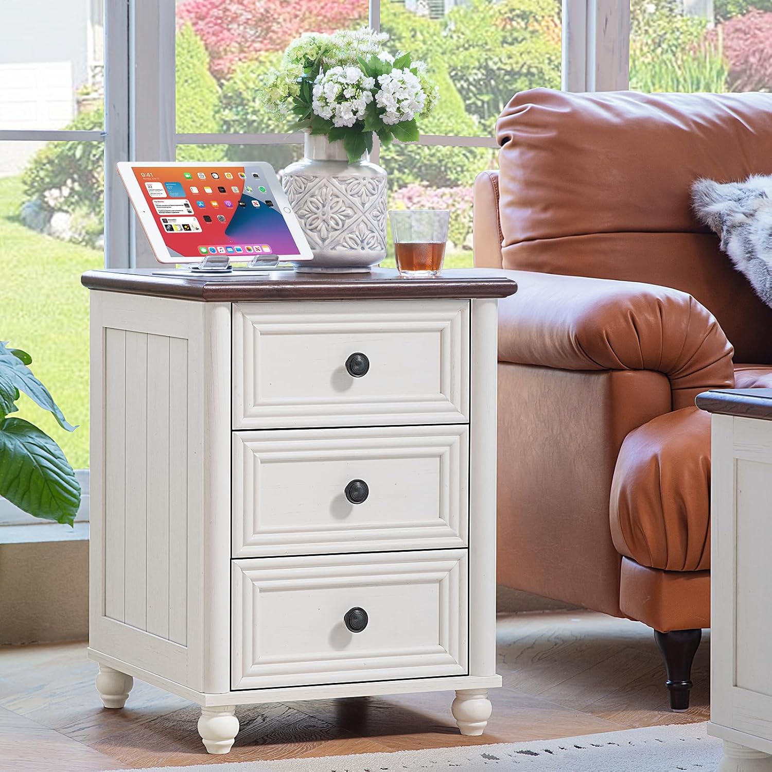 RWYHG 18' Farmhouse Nightstand with Charging Station and USB Port, White Night Stand with 3 Drawers, Wood Bedside End Table with Storage, Bed Side Tables for Bedroom Living Room and Closet