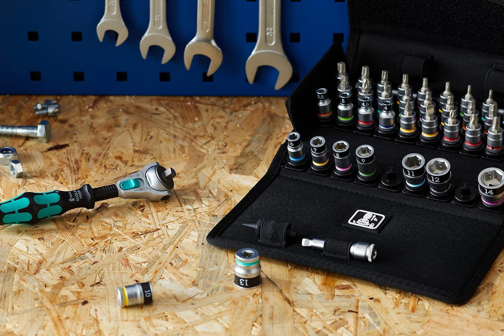 WERA 05003755001 8100 SA All-in Zyklop Speed Ratchet Set, 1/4' Drive, with Holding Function, Metric, 42 Pieces