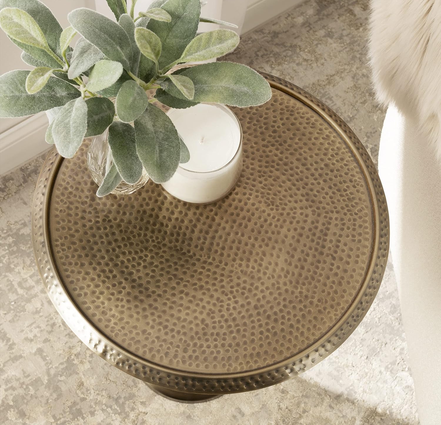 Kate and Laurel Sanzo Modern Round Pedestal Side Table; 15 x 15 x 24; Gold; Decorative End Table with Hammered Tabletop for Use as a Bedroom Nightstand or Living Room Accent