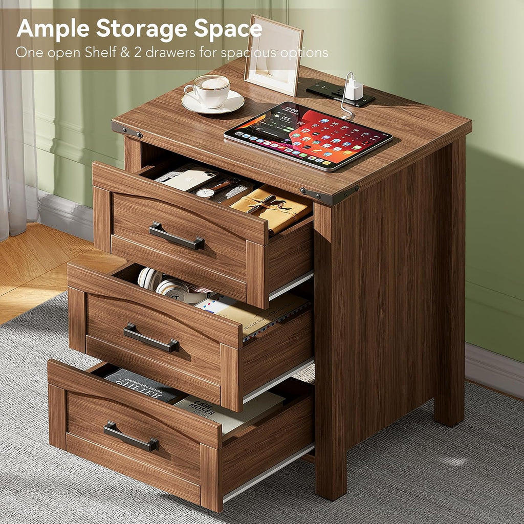 Decofy Farmhouse Nightstand Set of 2 with Charging Station, 18'' Wide Rustic End Table with USB/Type-C Ports, 3 Drawers, Wood Bedside Table for Bedroom, Walnut