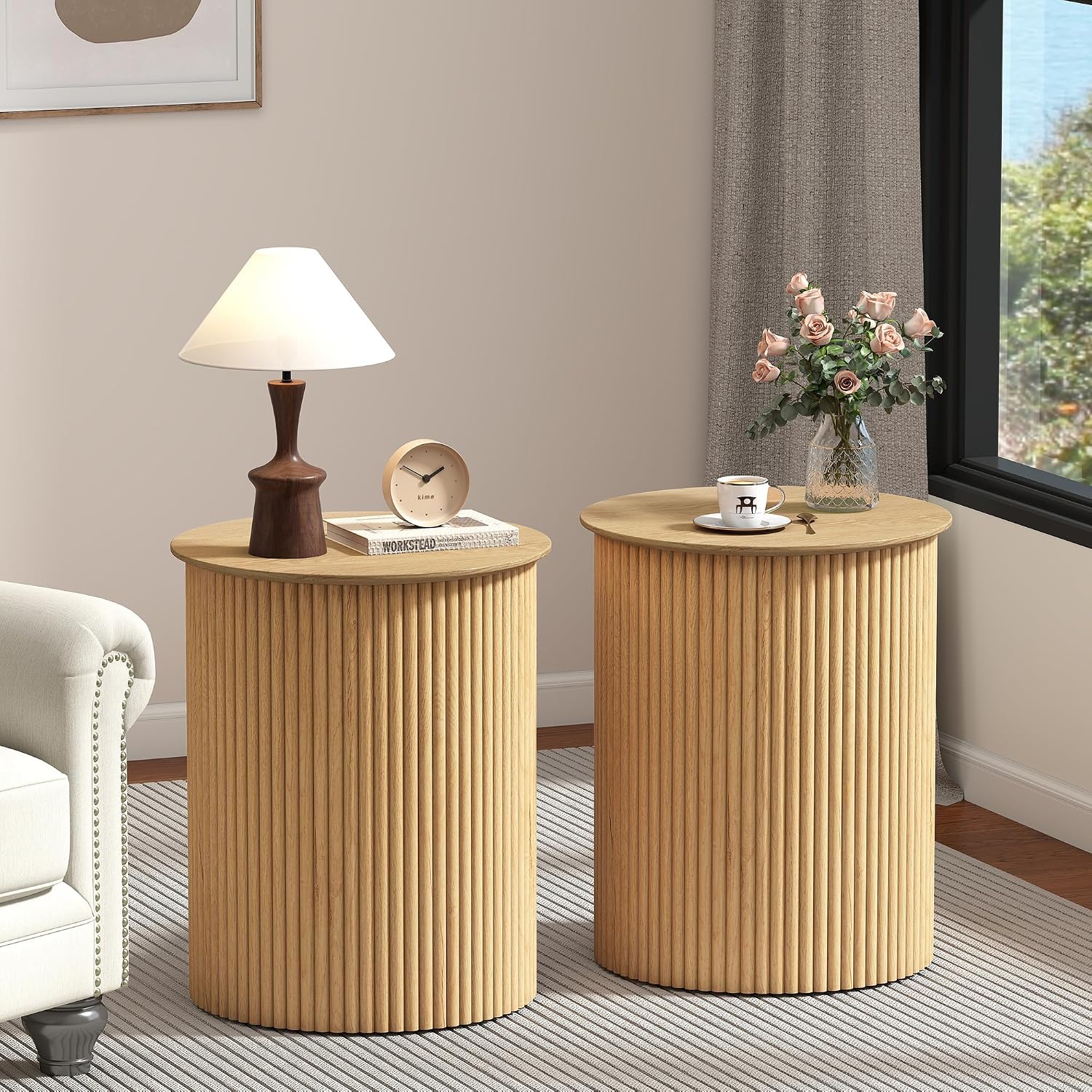 Round Fluted Side Table Set of 2, 17.7' Mid-Century Modern End Tables, Wooden Bedside Table Round Nightstand Small Circle Sofa Accent Table for Living Room, Bedroom Home(Natural)