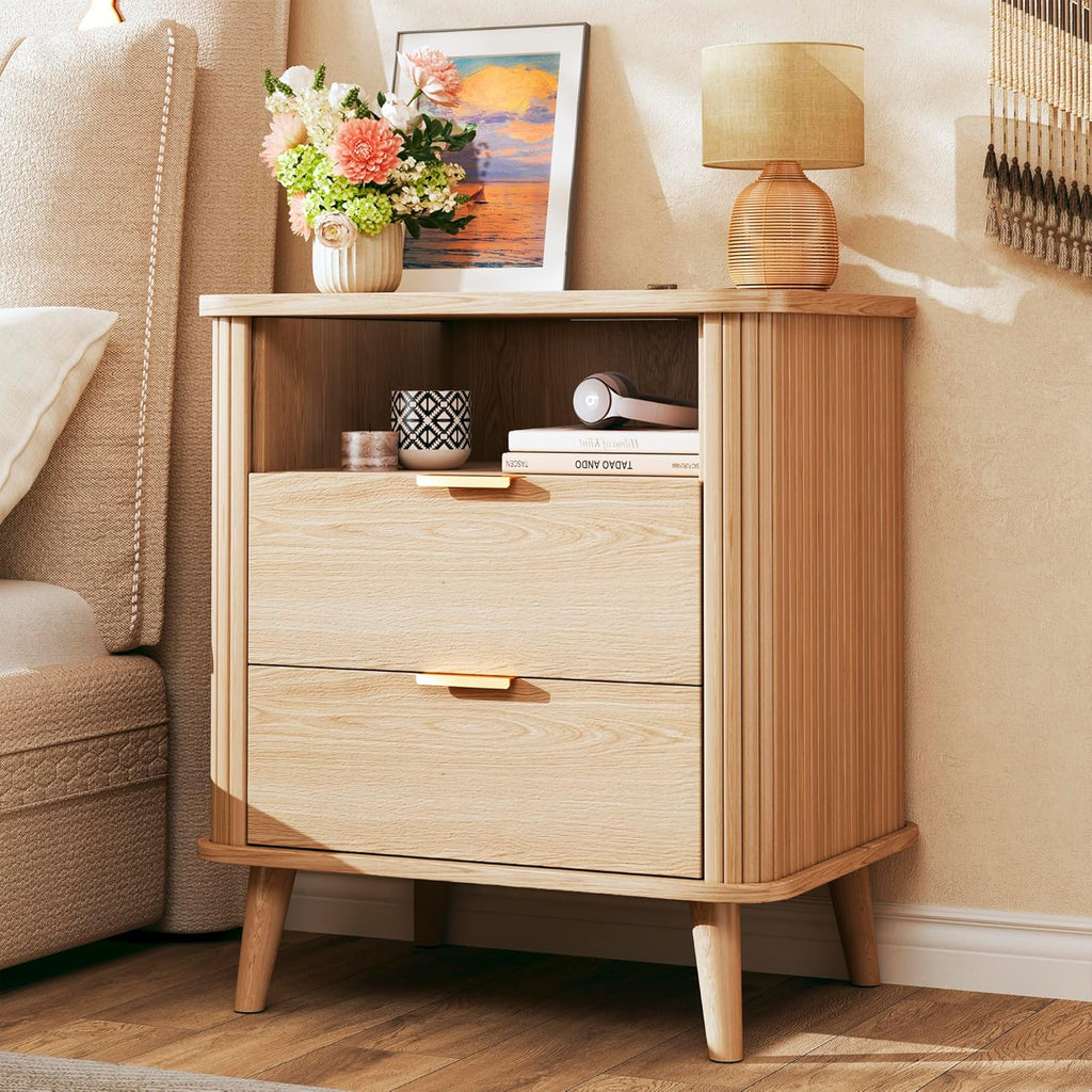 Fluted Nightstands Set of 2, Mid Century Modern Bedside Table with Drawer & Open Shelf, Curved Profile Design, Night Stand with Charging Station, End Side Table with Storage for Bedroom, Oak